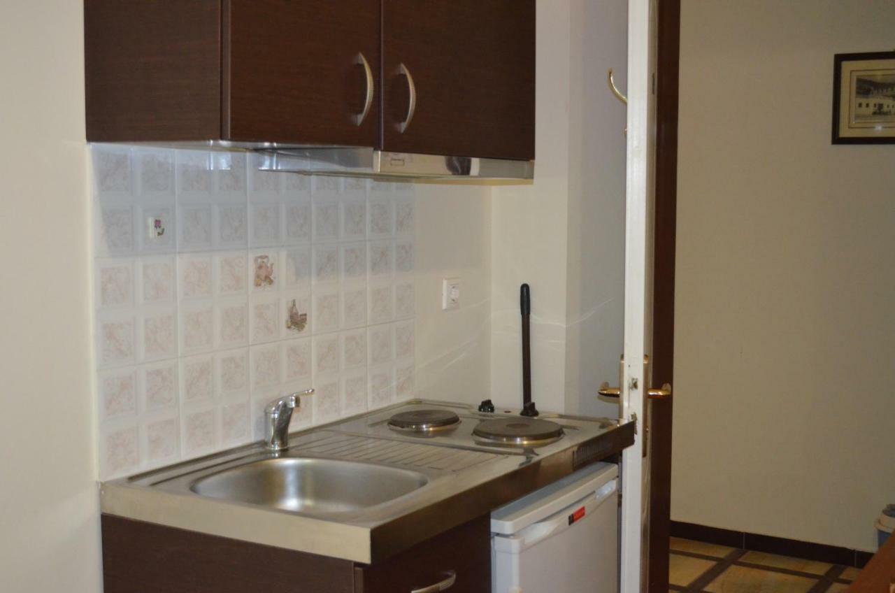 Palatino Studios Loutra Edipsou  Dış mekan fotoğraf